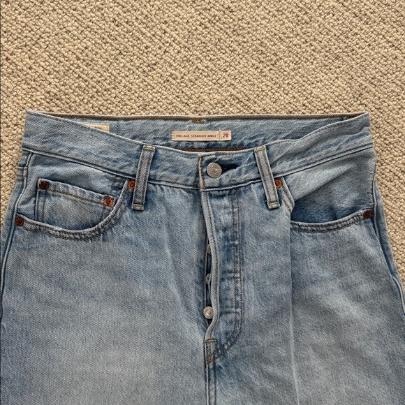 Levi’s Ribcage 28 - Picture 2 of 4